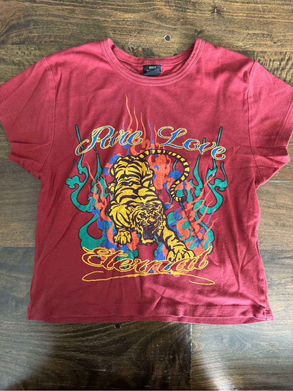 Urban Outfitters Red Short-Sleeve Kids Tee with Tiger Graphic